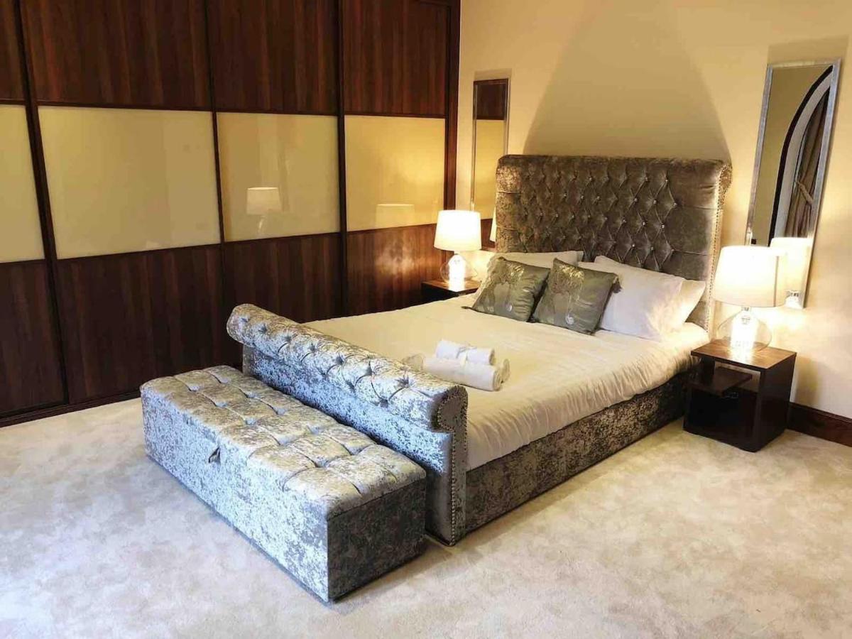 Beautiful 4-Bed Villa In Glasgow Kültér fotó
