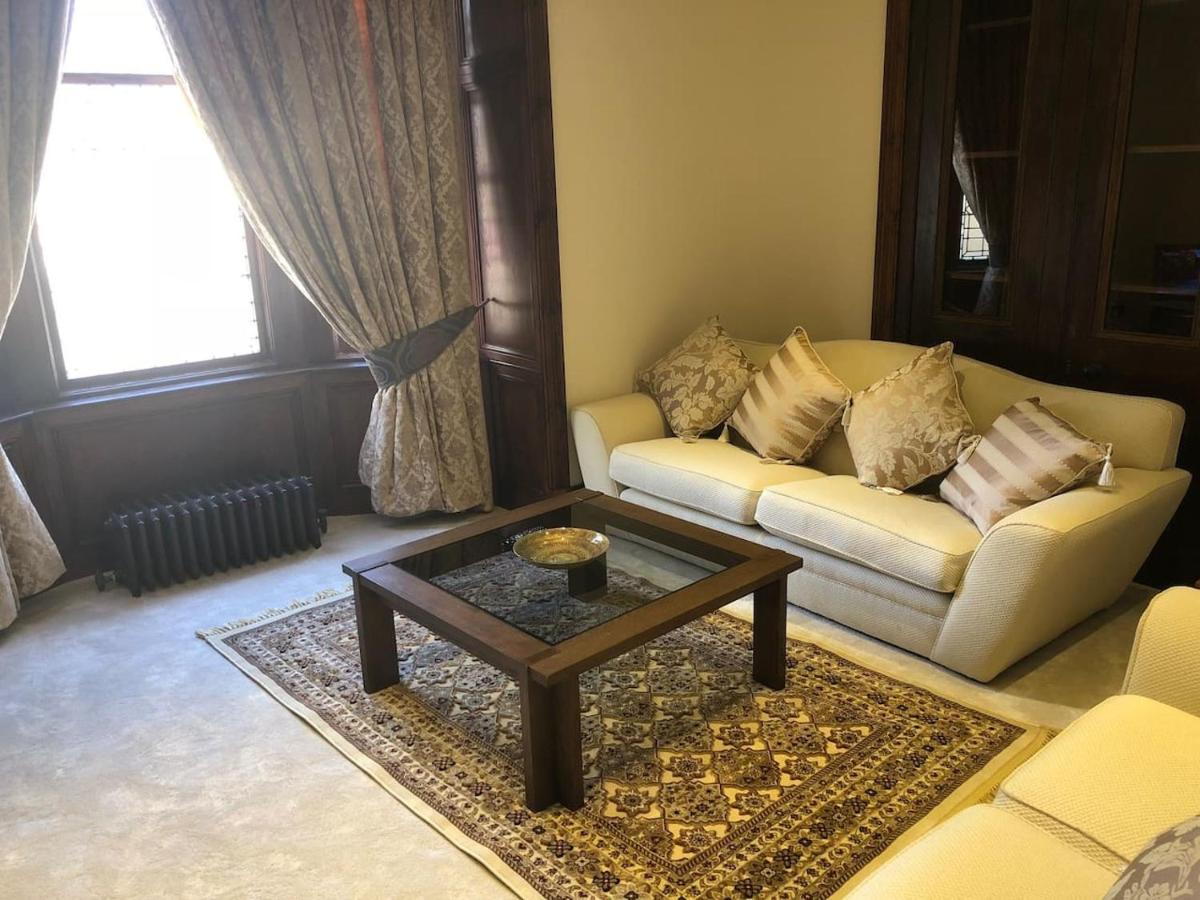 Beautiful 4-Bed Villa In Glasgow Kültér fotó