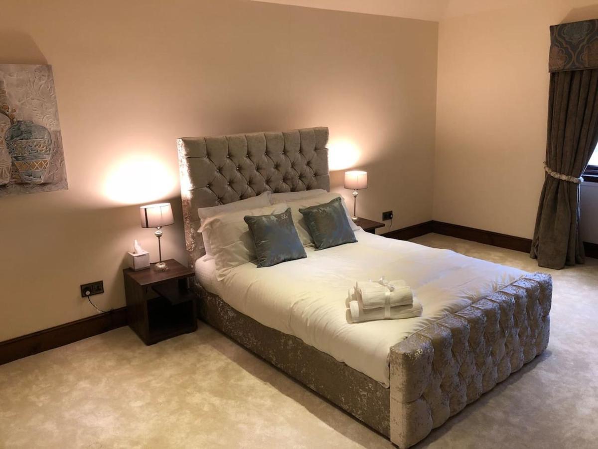 Beautiful 4-Bed Villa In Glasgow Kültér fotó
