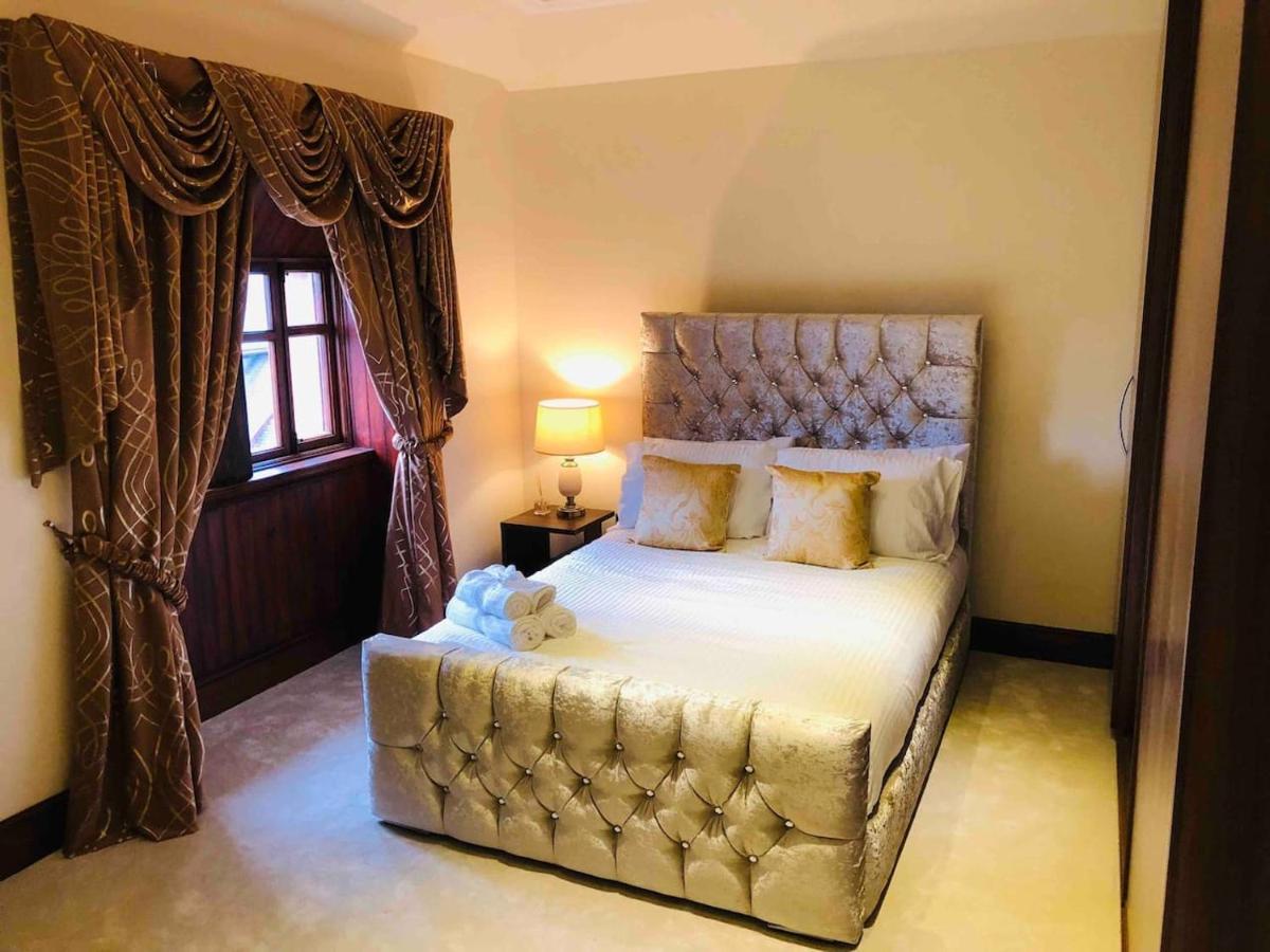 Beautiful 4-Bed Villa In Glasgow Kültér fotó