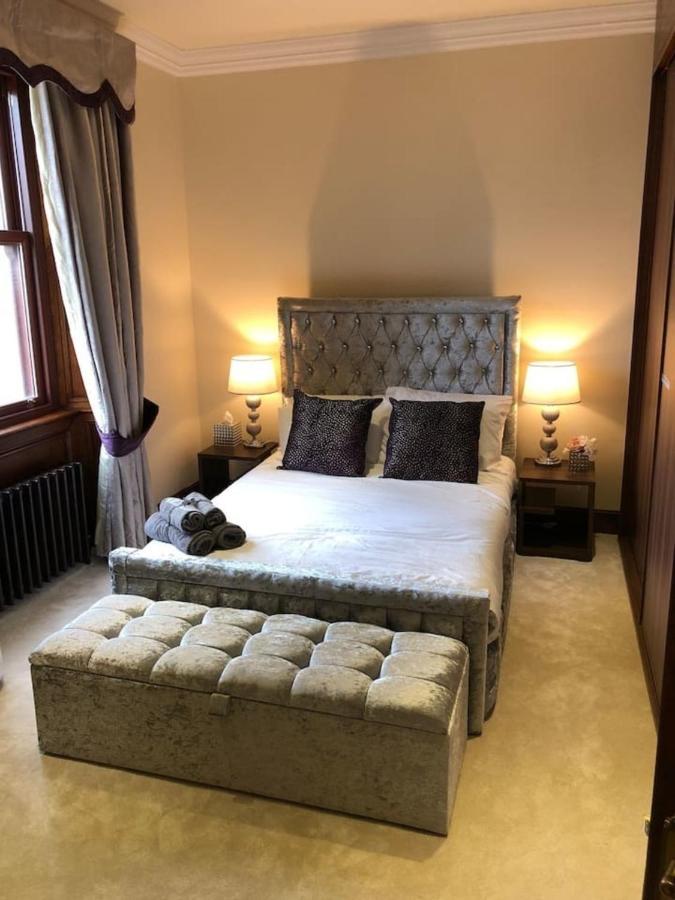Beautiful 4-Bed Villa In Glasgow Kültér fotó